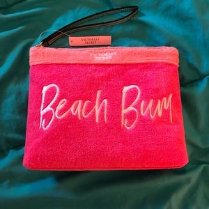 ✨RESERVED✨ Victoria’s Secret beach clutch!